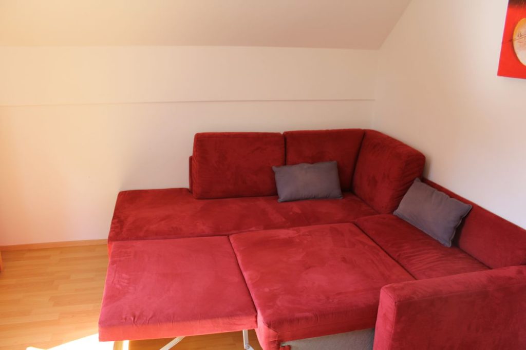 Couch ausgezogen 1,90 x 1,60 m
